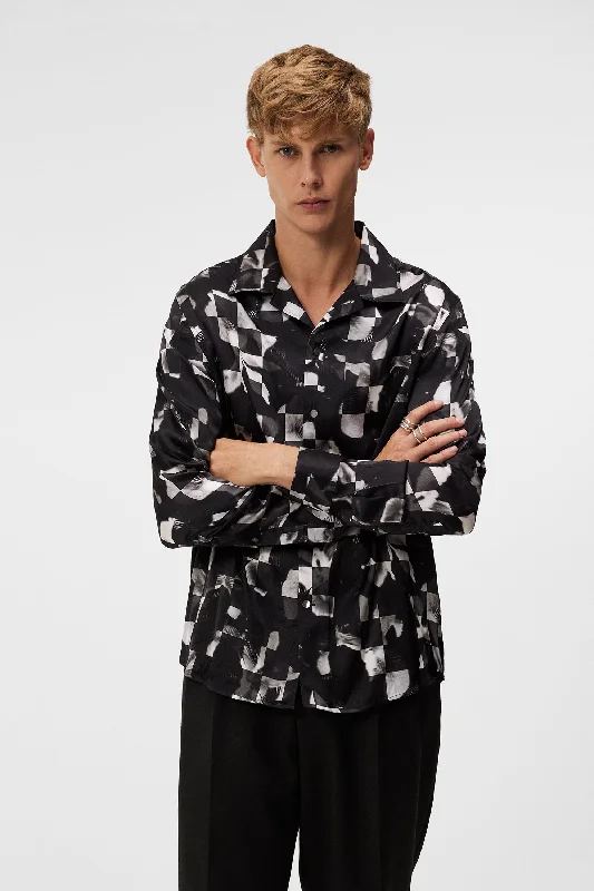 Men's Linen Blend Casual Shirts with Roll - Up Sleeves for a Summer Beach LookPJ Silk Winter Iris Shirt Men's Linen Blend Casual Shirts with Roll - Up Sleeves for a Summer Beach LookPJ Silk Winter Iris Shirt