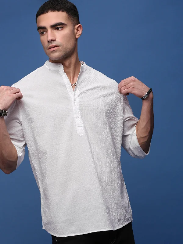 Men's Slim - Fit Printed Floral Casual Shirts in Pastel Colors for a Spring - Inspired VibeMen White Solid Slim Fit Casual Shirt