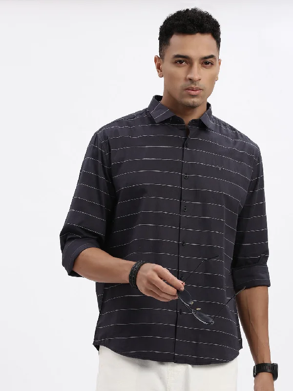 Plus Size Men's Striped Chambray Casual Shirts with a Spread Collar for a Preppy AppearanceMen Grey Striped Slim Fit Shirt Plus Size Men's Striped Chambray Casual Shirts with a Spread Collar for a Preppy AppearanceMen Grey Striped Slim Fit Shirt
