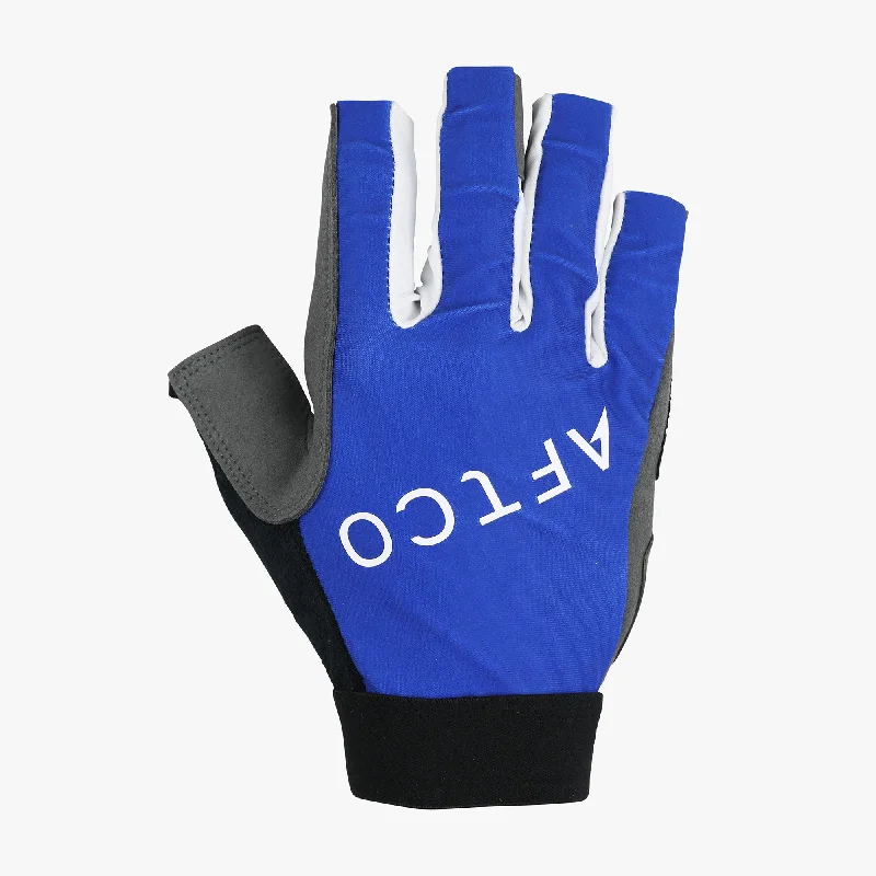 Men's Tailored Fit Checkered Casual Shirts in Multicolor for a Smart - Casual EnsembleSolmar UV Gloves Men's Tailored Fit Checkered Casual Shirts in Multicolor for a Smart - Casual EnsembleSolmar UV Gloves
