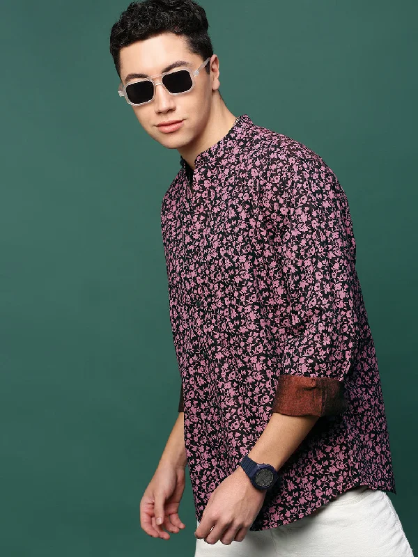 Men's Short - Sleeve Linen Casual Shirts in Light Khaki for a Breathable Summer OptionMen Maroon Floral Slim Fit Shirt Men's Short - Sleeve Linen Casual Shirts in Light Khaki for a Breathable Summer OptionMen Maroon Floral Slim Fit Shirt