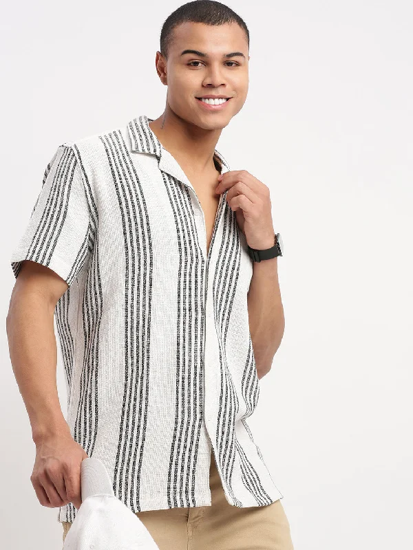 Men's Shearling - Lined Collar Casual Shirts in Brown for a Rustic and Warm AppealMen Cuban Collar Vertical Stripes White Shirt Men's Shearling - Lined Collar Casual Shirts in Brown for a Rustic and Warm AppealMen Cuban Collar Vertical Stripes White Shirt