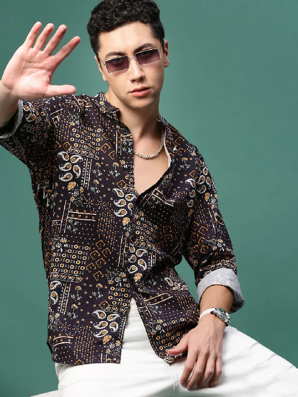 Men's Embroidered Detail Casual Shirts in Beige for a Touch of EleganceMen Black Graphic Slim Fit Shirt Men's Embroidered Detail Casual Shirts in Beige for a Touch of EleganceMen Black Graphic Slim Fit Shirt