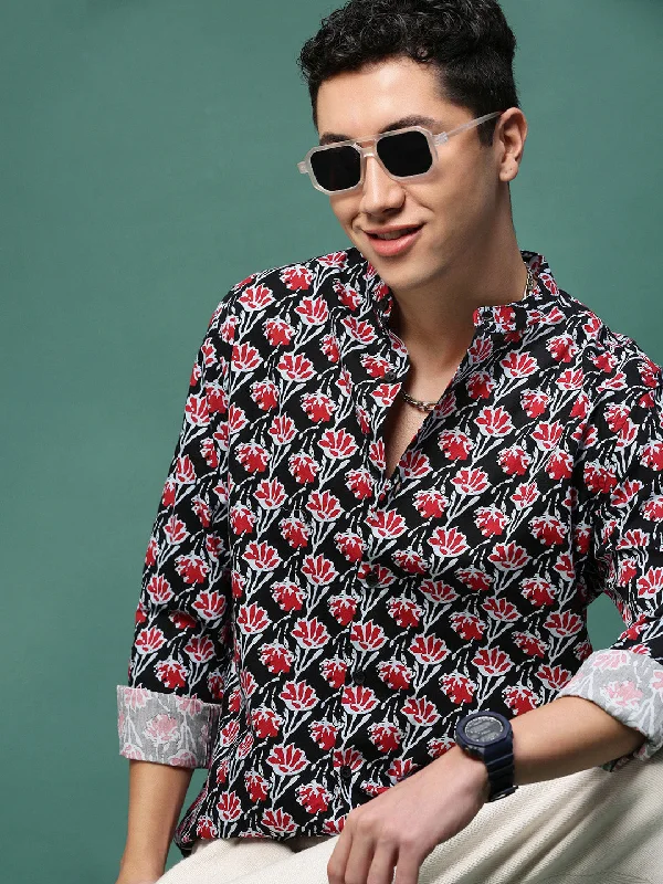 Plus Size Men's Striped Chambray Casual Shirts with a Spread Collar for a Preppy AppearanceMen Black Floral Slim Fit Shirt Plus Size Men's Striped Chambray Casual Shirts with a Spread Collar for a Preppy AppearanceMen Black Floral Slim Fit Shirt
