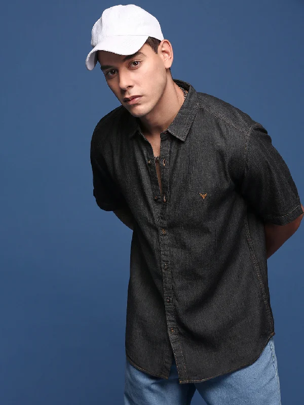 Men's Long - Line Oversized Casual Shirts in Dark Gray for a Relaxed and Modern LookMen Solid Black Slim Fit Shirt Men's Long - Line Oversized Casual Shirts in Dark Gray for a Relaxed and Modern LookMen Solid Black Slim Fit Shirt