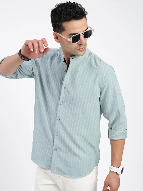Men's Moisture - Wicking Performance Fabric Casual Shirts for Outdoor ActivitiesMen Striped Blue Slim Fit Shirt Men's Moisture - Wicking Performance Fabric Casual Shirts for Outdoor ActivitiesMen Striped Blue Slim Fit Shirt
