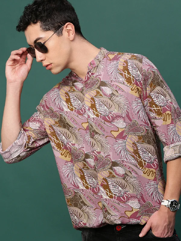 Men's Stretch - Fabric Casual Shirts in Navy Blue for a Comfortable and Flexible FitMen Pink Floral Slim Fit Shirt Men's Stretch - Fabric Casual Shirts in Navy Blue for a Comfortable and Flexible FitMen Pink Floral Slim Fit Shirt
