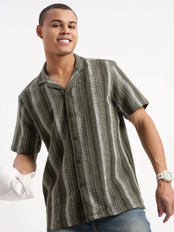 Men's Two - Tone Contrast Panel Casual Shirts in White and Navy for a Stylish and Eye - Catching DesignMen Cuban Collar Vertical Stripes Olive Shirt Men's Two - Tone Contrast Panel Casual Shirts in White and Navy for a Stylish and Eye - Catching DesignMen Cuban Collar Vertical Stripes Olive Shirt