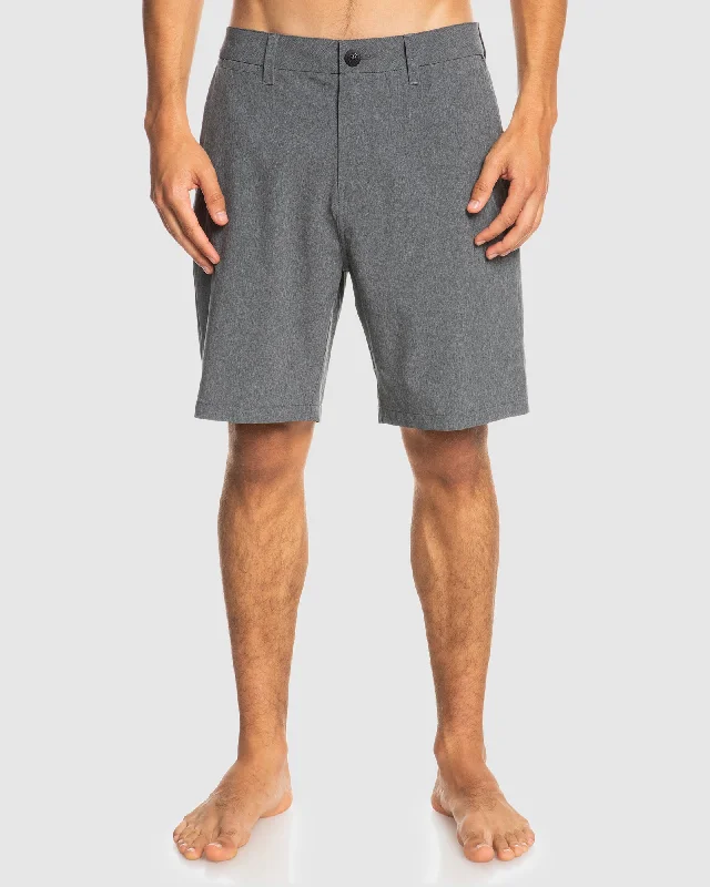 Men's checkered pattern wool shorts for a stylish winter layering optionMens Union Heather 19" Amphibian Boardshorts Men's checkered pattern wool shorts for a stylish winter layering optionMens Union Heather 19" Amphibian Boardshorts