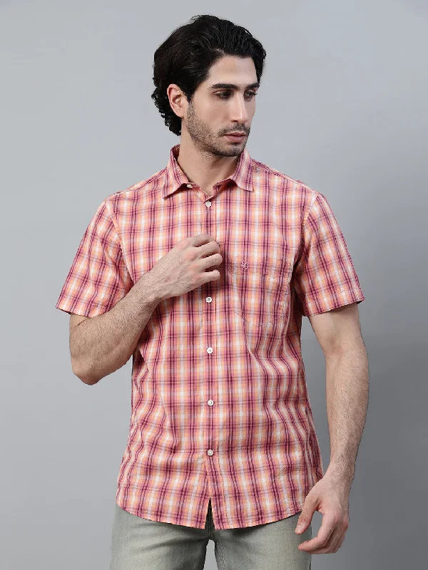 Men's Two - Tone Contrast Panel Casual Shirts in White and Navy for a Stylish and Eye - Catching DesignMen's Yellow Checkered Half Sleeve Casual Shirt Men's Two - Tone Contrast Panel Casual Shirts in White and Navy for a Stylish and Eye - Catching DesignMen's Yellow Checkered Half Sleeve Casual Shirt