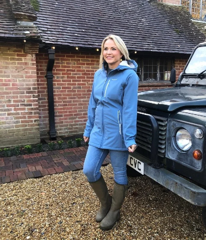 Hooded men jackets with a detachable faux - fur trim for added warmthCraghoppers Blue Ara Weatherproof Jacket Hooded men jackets with a detachable faux - fur trim for added warmthCraghoppers Blue Ara Weatherproof Jacket