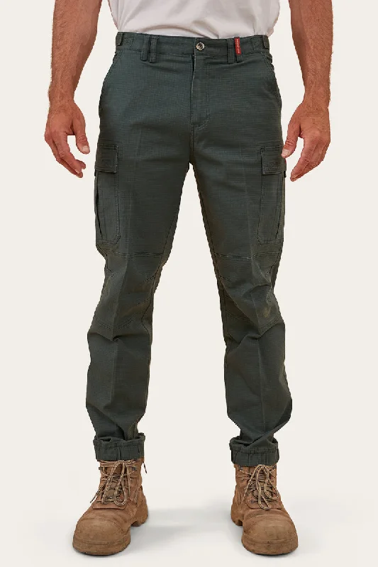 Men's Slim Fit Stretch Jeans in Dark Wash for a Modern and Comfortable LookDavenport Mens Work Pant - Forest Green Men's Slim Fit Stretch Jeans in Dark Wash for a Modern and Comfortable LookDavenport Mens Work Pant - Forest Green