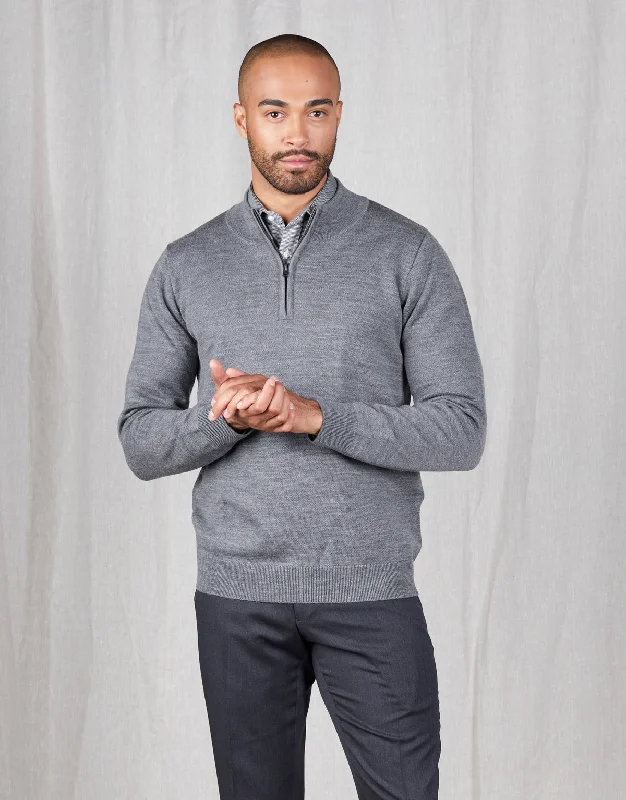 Plus Size Men's Herringbone Patterned Blazer in Grey for a Timeless and Sophisticated AppearanceMataura Grey 1/4 Zip Jersey Plus Size Men's Herringbone Patterned Blazer in Grey for a Timeless and Sophisticated AppearanceMataura Grey 1/4 Zip Jersey