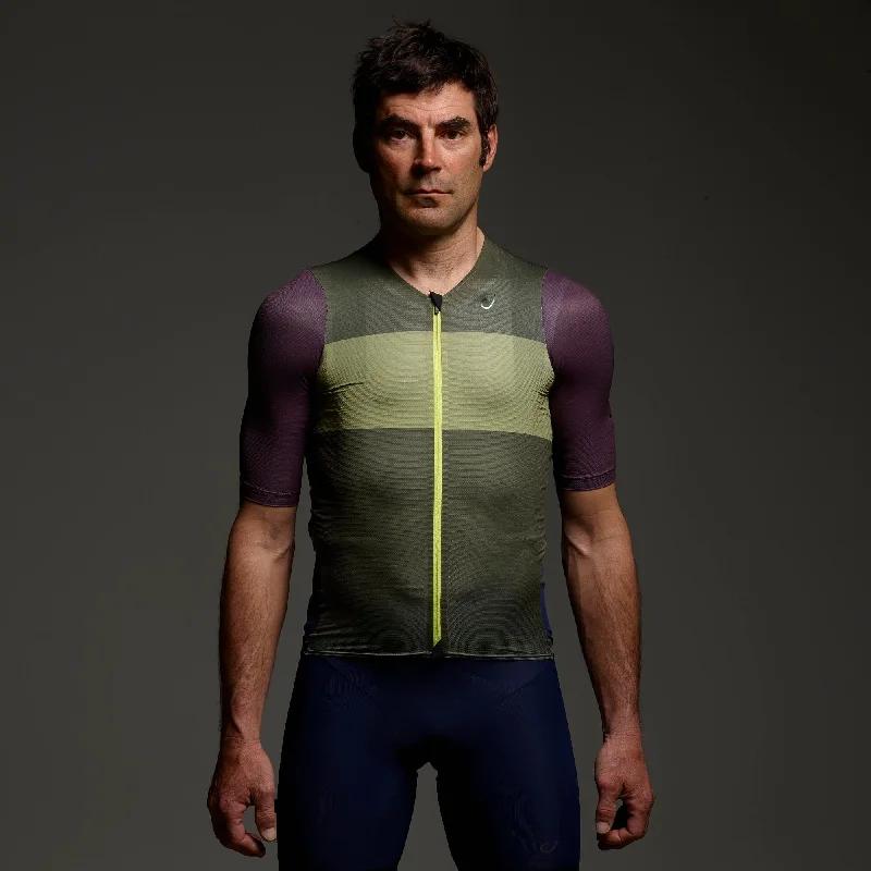 Men's Moisture - Wicking Golf Jerseys with UV Protection for Comfortable Rounds on the CourseMen's CONCEPT SE Jersey