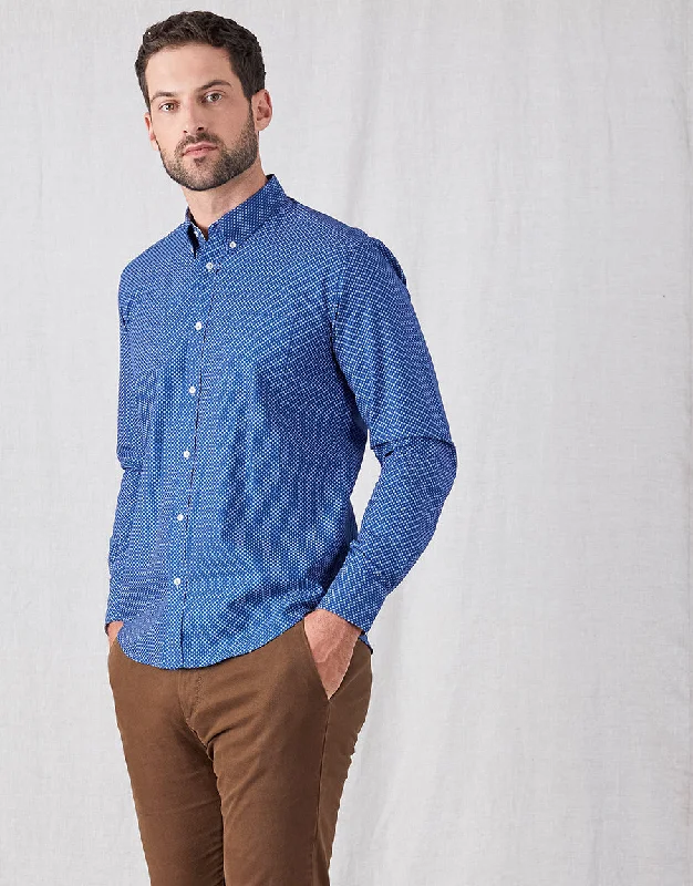 Men's Single - Breasted Cashmere Blazer in Camel for a Luxurious and Elegant Winter LookOhope Blue & White Print Shirt Men's Single - Breasted Cashmere Blazer in Camel for a Luxurious and Elegant Winter LookOhope Blue & White Print Shirt