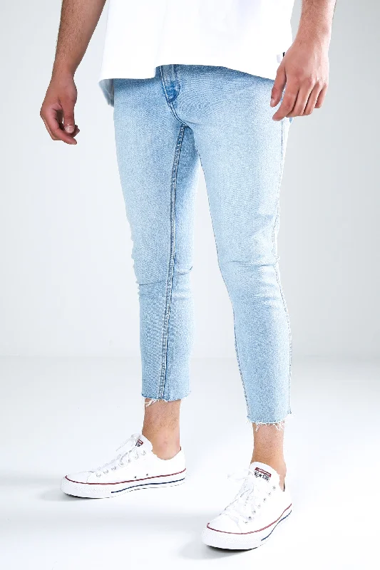 Men's Colored Jeans in Burgundy for a Bold and Fashion - Forward LookSmith R28 Skinny Cropped Jean Love Buzz Men's Colored Jeans in Burgundy for a Bold and Fashion - Forward LookSmith R28 Skinny Cropped Jean Love Buzz