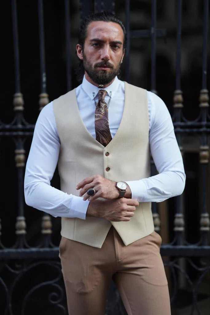 Men's Metallic - Trimmed Blazer in Silver for a Glamorous and Eye - Catching Party AttireStefano Slim Fit Beige Plaid Vest Men's Metallic - Trimmed Blazer in Silver for a Glamorous and Eye - Catching Party AttireStefano Slim Fit Beige Plaid Vest