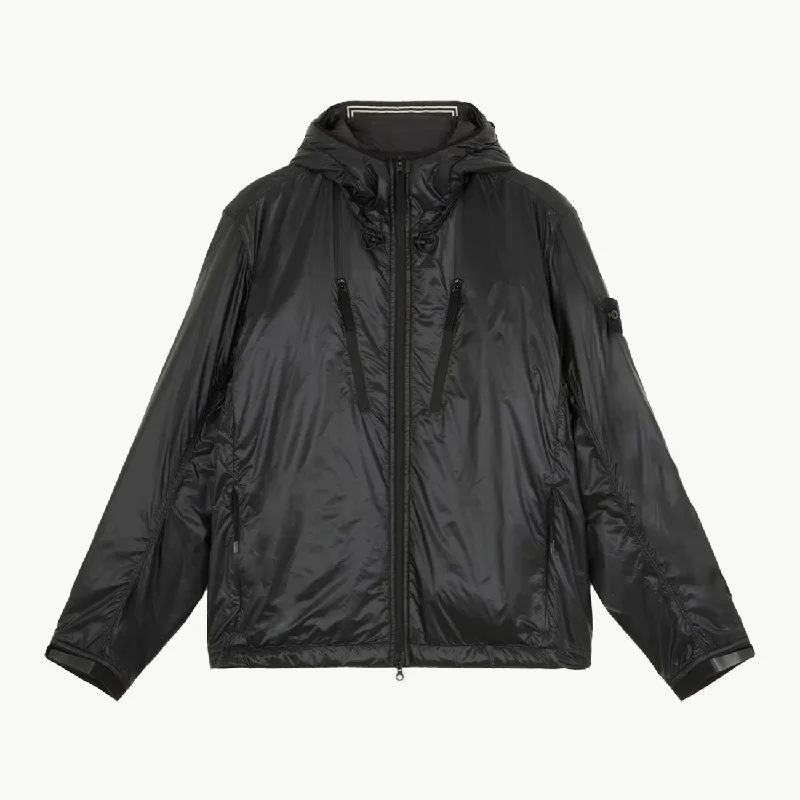 Men coats with a drawstring waist for a customizable fitLight Outerwear Packable Pertex Quantum Primaloft Insulated Patch - Black 2981 Men coats with a drawstring waist for a customizable fitLight Outerwear Packable Pertex Quantum Primaloft Insulated Patch - Black 2981