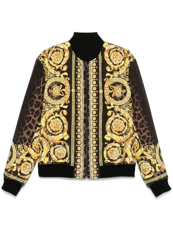 Men coats with a hooded design for added protection against the elementsVersace Men's Coats en