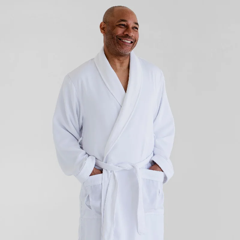 Men's microfiber robes for a soft and cozy feelClassic Terry Cloth Spa Robe - White Men's microfiber robes for a soft and cozy feelClassic Terry Cloth Spa Robe - White