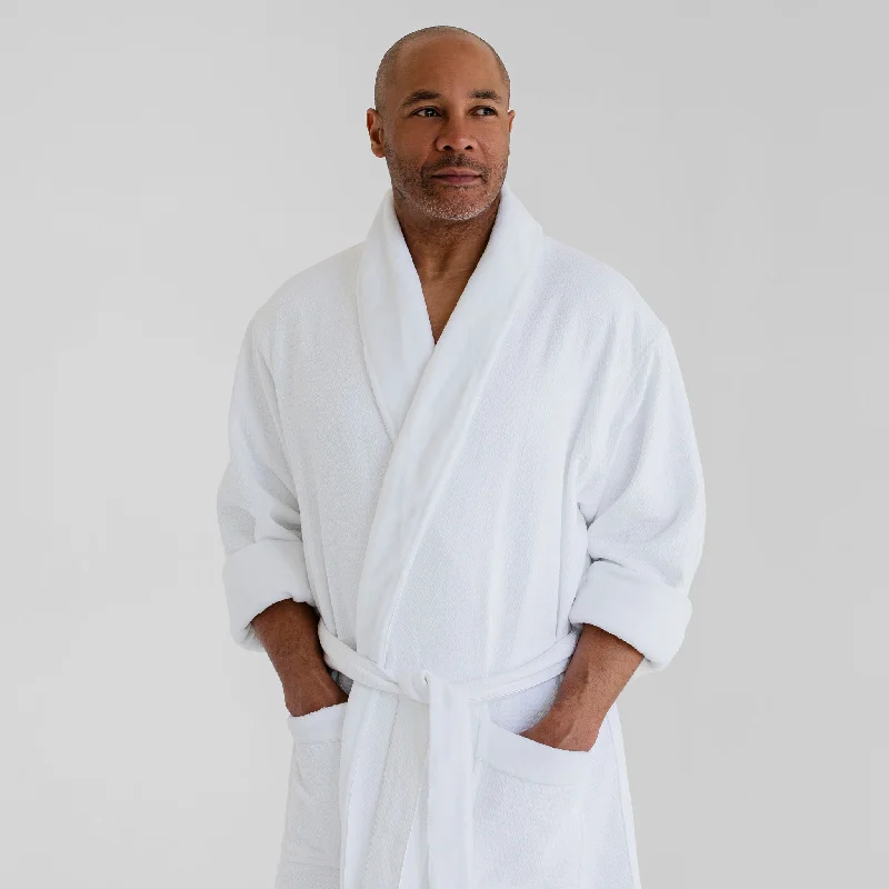 Men's robes with a thermal - regulating fabric​Resort Waffle & Plush Spa Robe - White