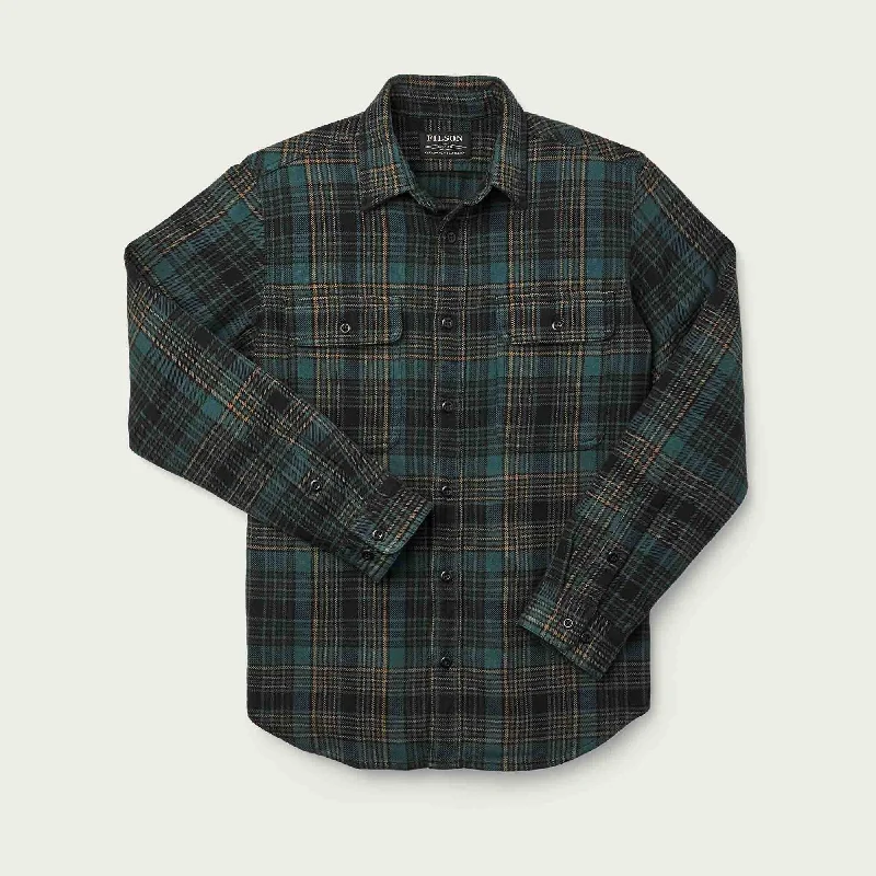 Men's oversized long sleeve graphic tees for a trendy streetwear lookVINTAGE FLANNEL WORK SHIRT Men's oversized long sleeve graphic tees for a trendy streetwear lookVINTAGE FLANNEL WORK SHIRT