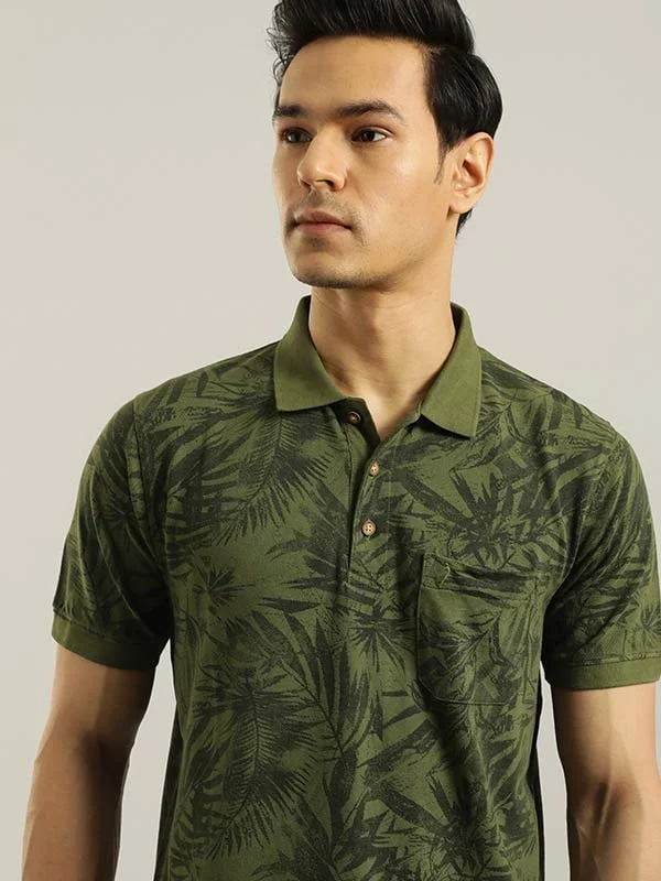 Men's budget - friendly basic polo shirts in multiple colorsMen Solid Polo T-Shirt