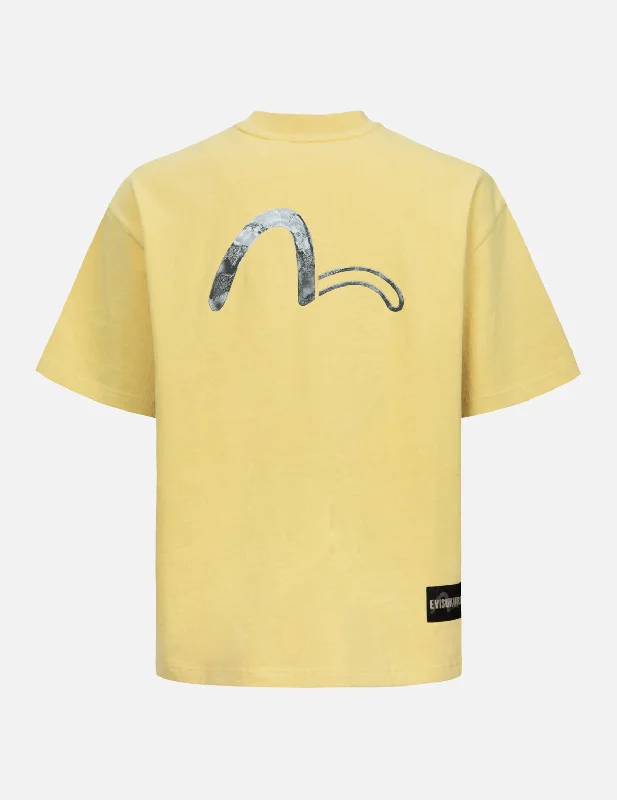 Men's distressed denim - look t - shirts with a rugged appealCalligraphy Shadow Logo Embroidery and Seagull Print Loose Fit T-shirt Men's distressed denim - look t - shirts with a rugged appealCalligraphy Shadow Logo Embroidery and Seagull Print Loose Fit T-shirt