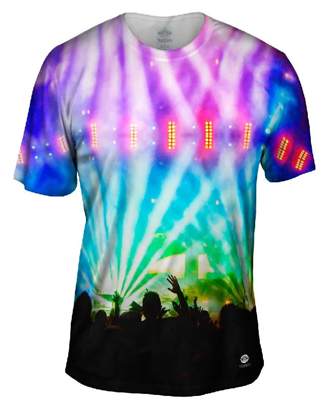 Men's mock - neck t - shirts with a modern and sleek styleDance Music Makes Me Live