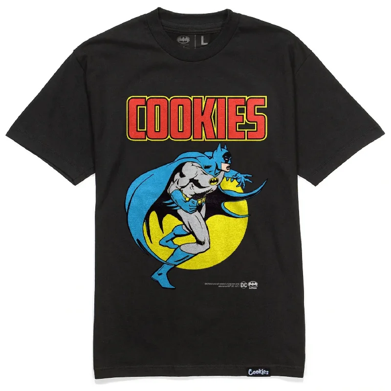 Men's short - sleeve linen t - shirts for summer beach outingsMen's Batman The Defender Tee In Black Men's short - sleeve linen t - shirts for summer beach outingsMen's Batman The Defender Tee In Black